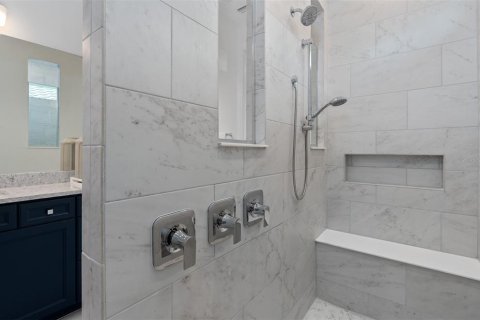 Casa en venta en Kissimmee, Florida, 2 dormitorios, 184.04 m2 № 1919241 - foto 18