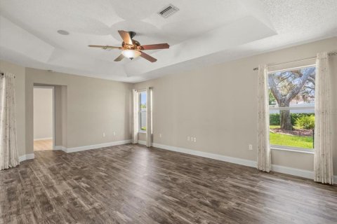 House in Spring Hill, Florida 3 bedrooms, 194.35 sq.m. № 1851329 - photo 20