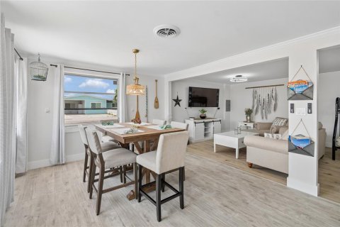 Casa en venta en Holmes Beach, Florida, 2 dormitorios, 106.84 m2 № 2277675 - foto 16