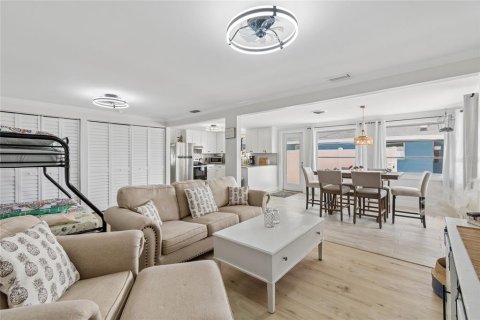 Casa en venta en Holmes Beach, Florida, 2 dormitorios, 106.84 m2 № 2277675 - foto 21