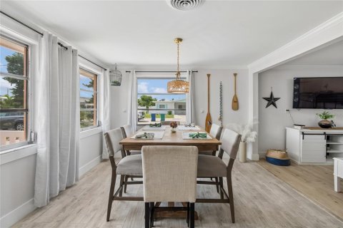Casa en venta en Holmes Beach, Florida, 2 dormitorios, 106.84 m2 № 2277675 - foto 14
