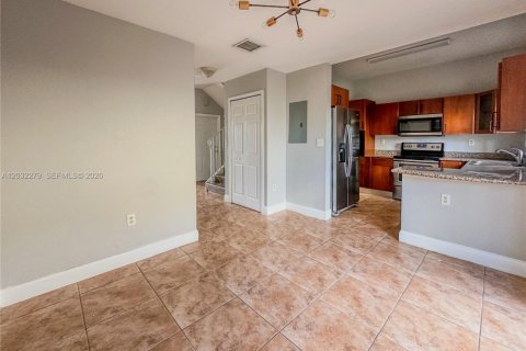 Купить таунхаус в Хайалиа, Флорида 2 спальни, 106.84м2, № 2146505 - фото 19