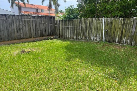 Купить виллу или дом в Майами, Флорида 3 спальни, 125.42м2, № 2062908 - фото 19