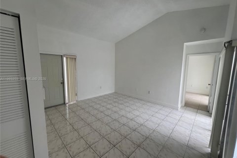 Купить виллу или дом в Майами, Флорида 3 спальни, 125.42м2, № 2062908 - фото 14