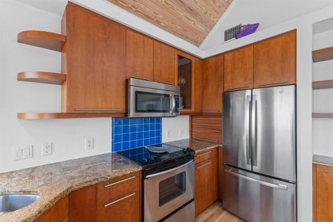Immobilier commercial à vendre à Holmes Beach, Floride: 325.44 m2 № 1719194 - photo 19