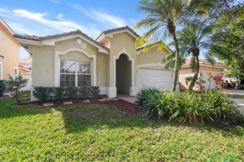 House in Miramar, Florida 4 bedrooms, 174.47 sq.m. № 2184613 - photo 25