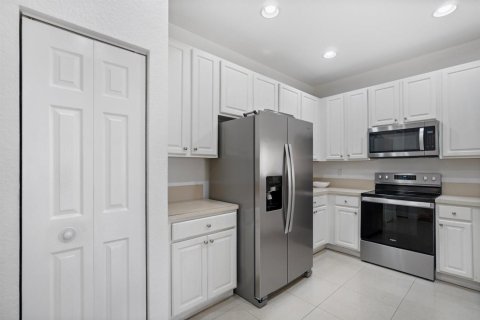 House in Miramar, Florida 4 bedrooms, 174.47 sq.m. № 2184613 - photo 10