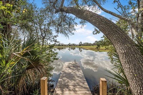 House in Edgewater, Florida 2 bedrooms, 66.89 sq.m. № 1549493 - photo 24