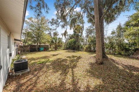 House in Edgewater, Florida 2 bedrooms, 66.89 sq.m. № 1549493 - photo 19