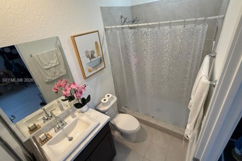 Снять в аренду таунхаус в Флорида-Сити, Флорида 2 спальни, 112.23м2, № 2050846 - фото 19