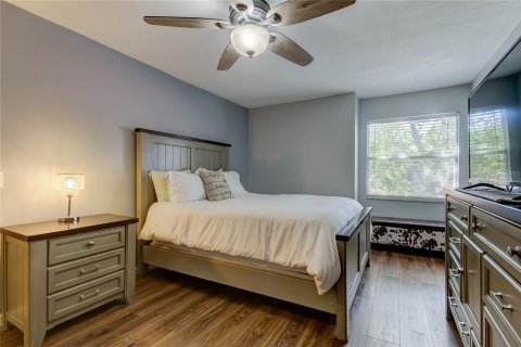 Condo in Clearwater, Florida, 2 bedrooms  № 2126043 - photo 22
