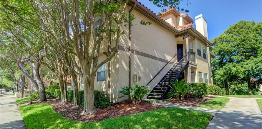 Condo in Clearwater, Florida, 2 bedrooms  № 2126043