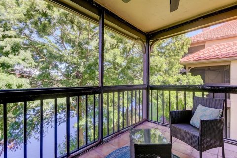 Condo in Clearwater, Florida, 2 bedrooms  № 2126043 - photo 19