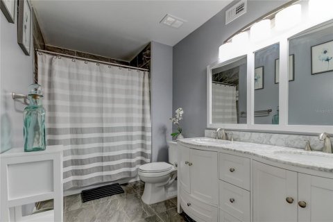Condo in Clearwater, Florida, 2 bedrooms  № 2126043 - photo 3