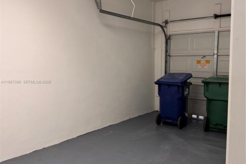 Купить виллу или дом в Майами, Флорида 3 спальни, 179.86м2, № 2047737 - фото 10