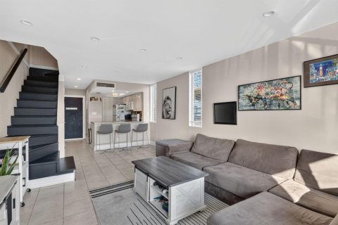 Condo in Fort Lauderdale, Florida, 2 bedrooms  № 2258166 - photo 8