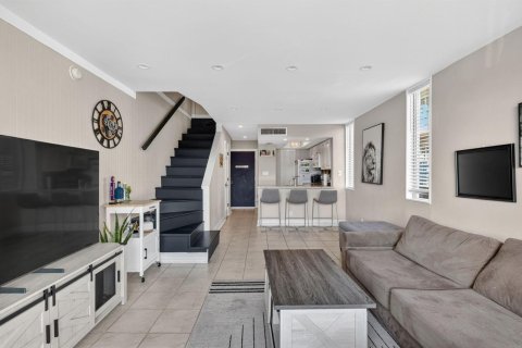 Condo in Fort Lauderdale, Florida, 2 bedrooms  № 2258166 - photo 9