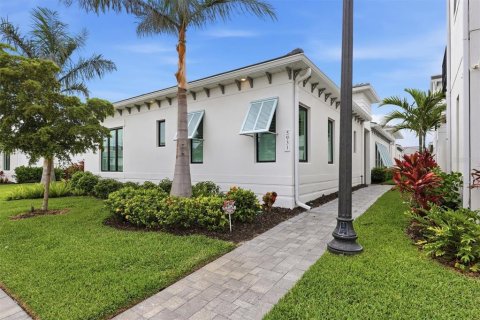 Casa en Bradenton, Florida 3 dormitorios, 244.24 m2 № 2152076