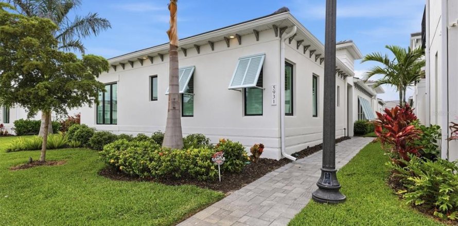 Casa en Bradenton, Florida 3 dormitorios, 244.24 m2 № 2152076