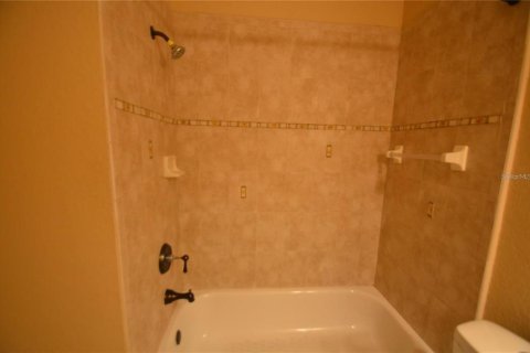 Condo in Orlando, Florida, 2 bedrooms № 2221868 - photo 19