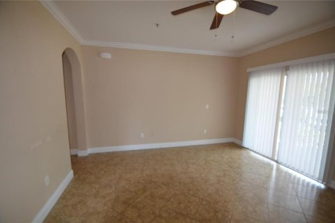 Condo in Orlando, Florida, 2 bedrooms № 2221868 - photo 10
