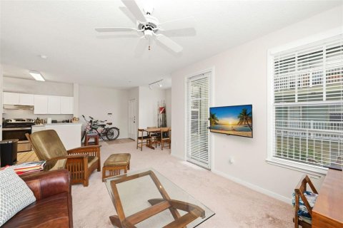 Condo in Celebration, Florida, 1 bedroom № 2233412 - photo 9