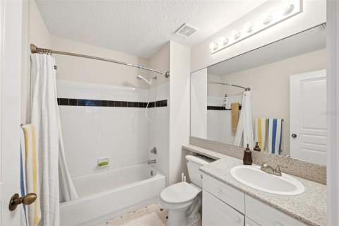 Condo in Celebration, Florida, 1 bedroom № 2233412 - photo 20