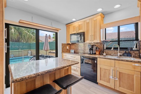 Villa ou maison à vendre à Miami, Floride: 3 chambres, 154.96 m2 № 1991315 - photo 22