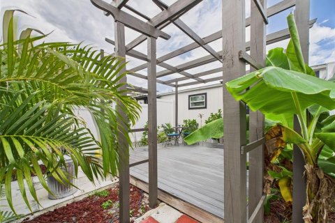 Immobilier commercial à vendre à Davenport, Floride: 4 chambres, 102.01 m2 № 2215634 - photo 25
