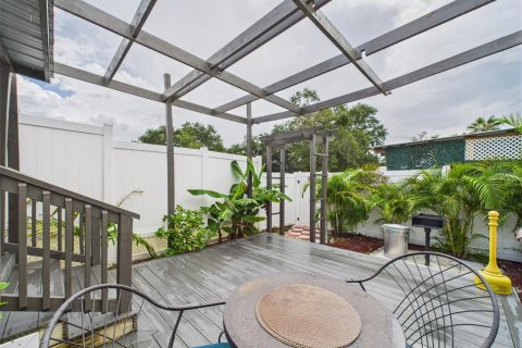 Immobilier commercial à vendre à Davenport, Floride: 4 chambres, 102.01 m2 № 2215634 - photo 26