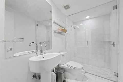 Copropriété à louer à Aventura, Floride: 1 chambre, 112.78 m2 № 2065628 - photo 11