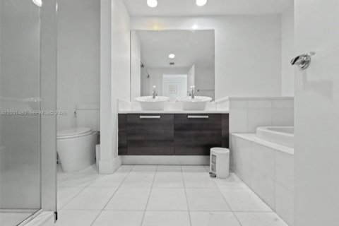 Copropriété à louer à Aventura, Floride: 1 chambre, 112.78 m2 № 2065628 - photo 23