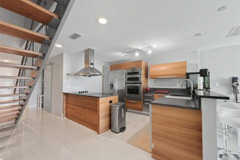 Copropriété à louer à Aventura, Floride: 1 chambre, 112.78 m2 № 2065628 - photo 7