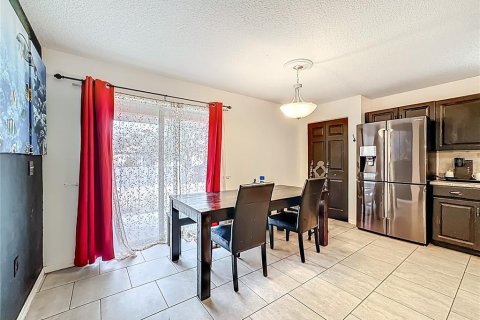 House in Wimauma, Florida 4 bedrooms, 151.06 sq.m. № 2127740 - photo 21