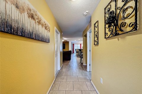 House in Wimauma, Florida 4 bedrooms, 151.06 sq.m. № 2127740 - photo 5