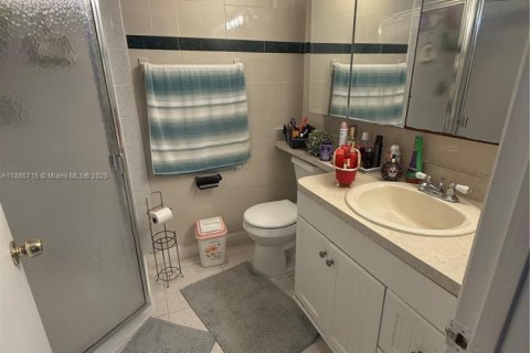 Copropriété à louer à Miami, Floride: 2 chambres, 86.96 m2 № 1938577 - photo 28