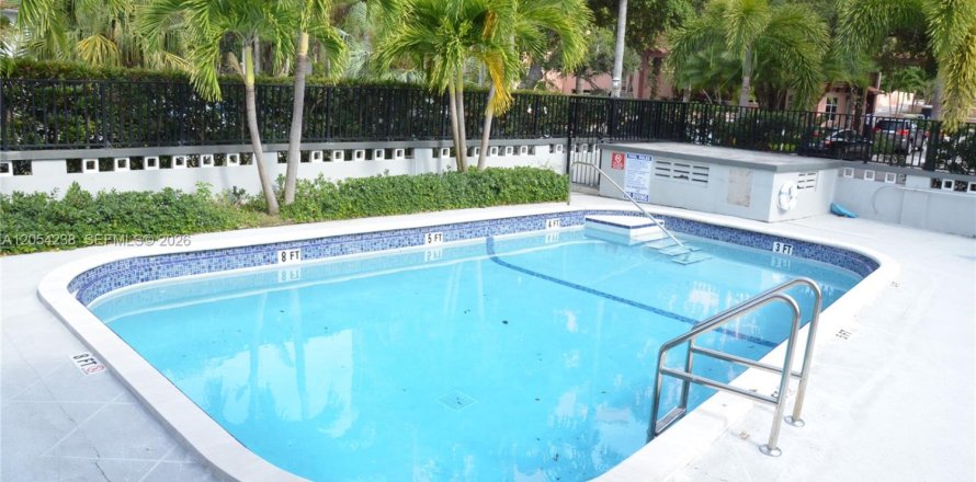 Condo à Coral Gables, Floride, 1 chambre  № 2251801