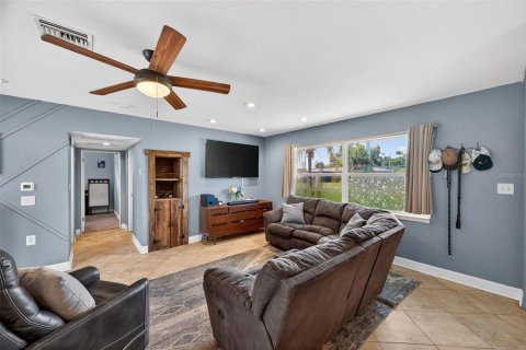 Casa en venta en Seminole, Florida, 3 dormitorios, 126.07 m2 № 1899647 - foto 13