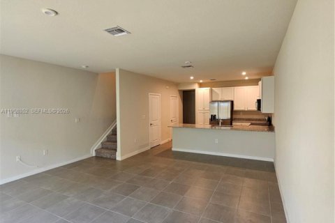 Touwnhouse à vendre à Homestead, Floride: 3 chambres, 142.14 m2 № 2024434 - photo 10