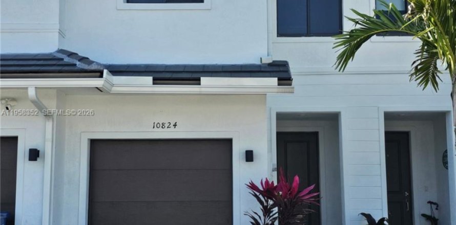 Touwnhouse à Homestead, Floride 3 chambres, 142.14 m2 № 2024434