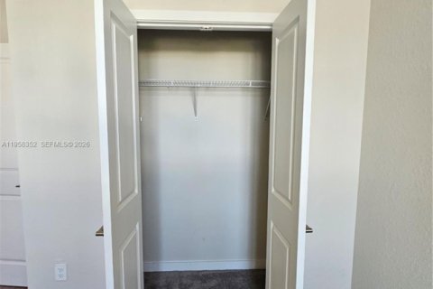 Touwnhouse à vendre à Homestead, Floride: 3 chambres, 142.14 m2 № 2024434 - photo 25