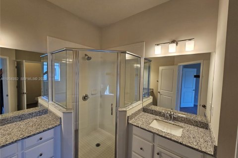 Touwnhouse à vendre à Homestead, Floride: 3 chambres, 142.14 m2 № 2024434 - photo 17
