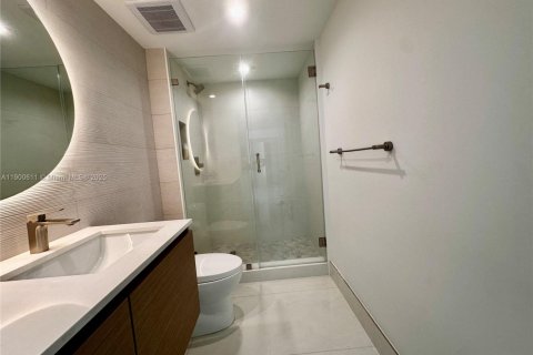 Condominio en alquiler en Miami, Florida, 2 dormitorios, 109.44 m2 № 1952065 - foto 18