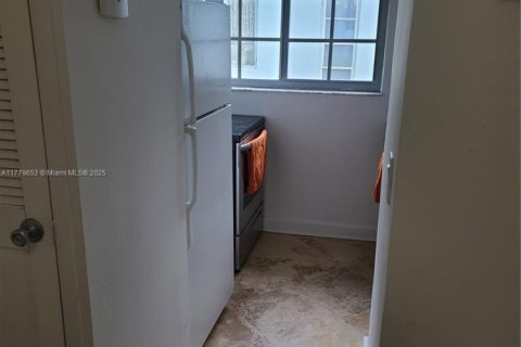 Copropriété à vendre à Miami Beach, Floride: 1 chambre, 52.95 m2 № 1868525 - photo 10