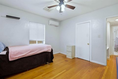 Casa en venta en Saint Petersburg, Florida, 3 dormitorios, 138.05 m2 № 2166859 - foto 25