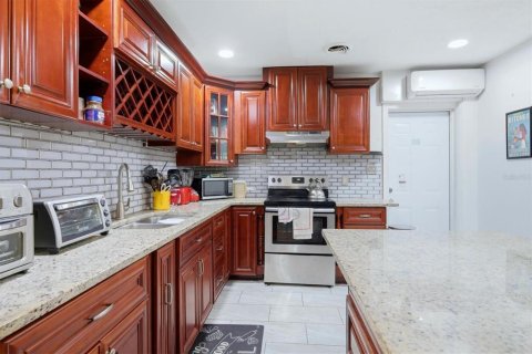 Casa en venta en Saint Petersburg, Florida, 3 dormitorios, 138.05 m2 № 2166859 - foto 18