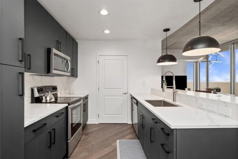 Copropriété à vendre à Orlando, Floride: 2 chambres, 117.15 m2 № 2142001 - photo 10