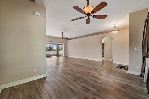 House in Wimauma, Florida 3 bedrooms, 156.26 sq.m. № 2099407 - photo 11