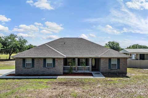 House in Wimauma, Florida 3 bedrooms, 156.26 sq.m. № 2099407