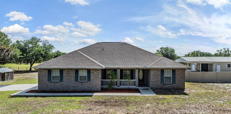 House in Wimauma, Florida 3 bedrooms, 156.26 sq.m. № 2099407